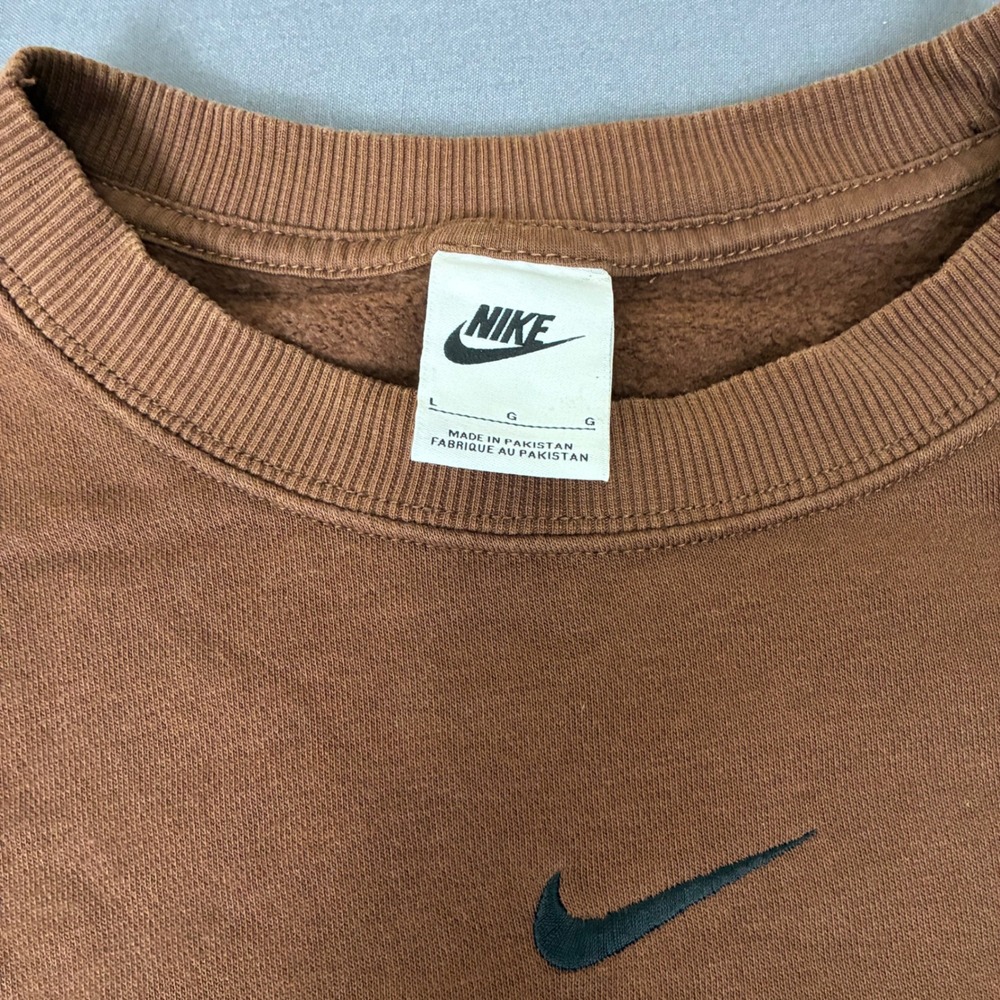 Nike Center Swoosh Mocha Brown Crewneck Sweatshirt Men's Size Large - Picture 3 of 6